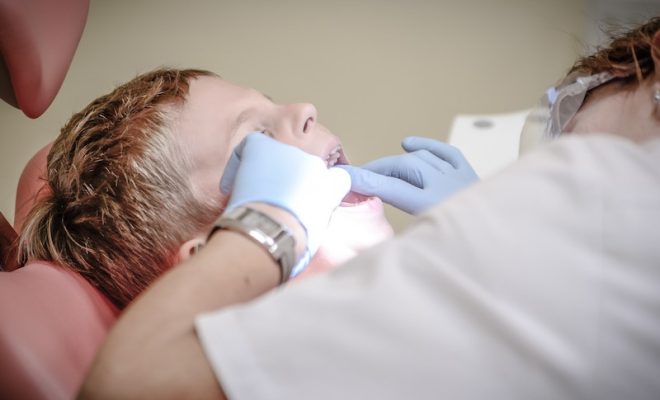 5 Surefire Signs You May Need Dental Implants