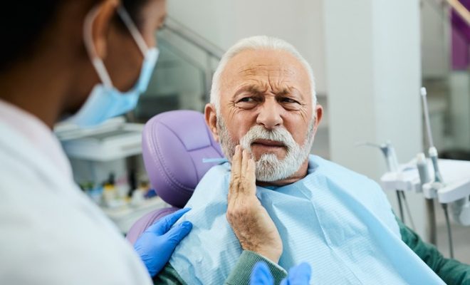 What Causes Toothaches and When Is Emergency Dentistry Needed?